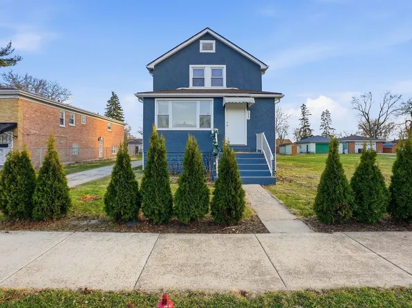 8047 45th Pl, Lyons, IL 60534