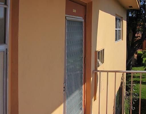 2nd image of 7305 W Atlantic Blvd APT 208