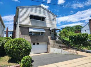 497 Clinton Pl, Newark City, NJ 07112