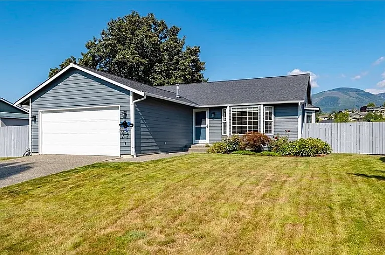 17119 Zoya Dr — Photo 1