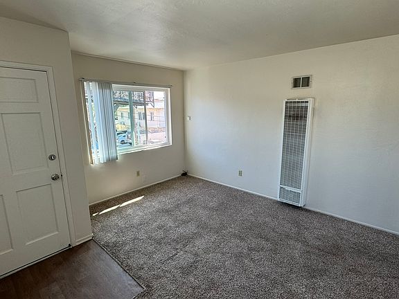 2nd image of 224 Del Mar Ave #3