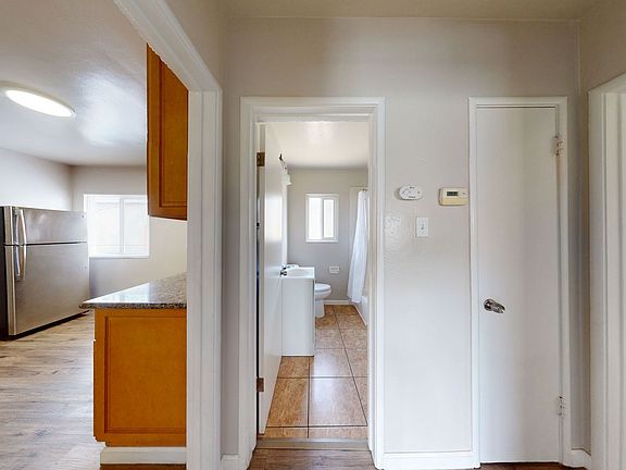 5th image of 22815 Grand St APT 17