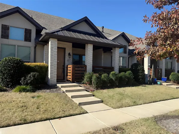 1633 Dewberry Ln, Garland, TX 75042