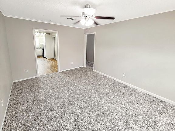 3rd image of 146 W Whitney St