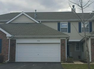 1960 Blackberry Ln, Hoffman Estates, IL 60169