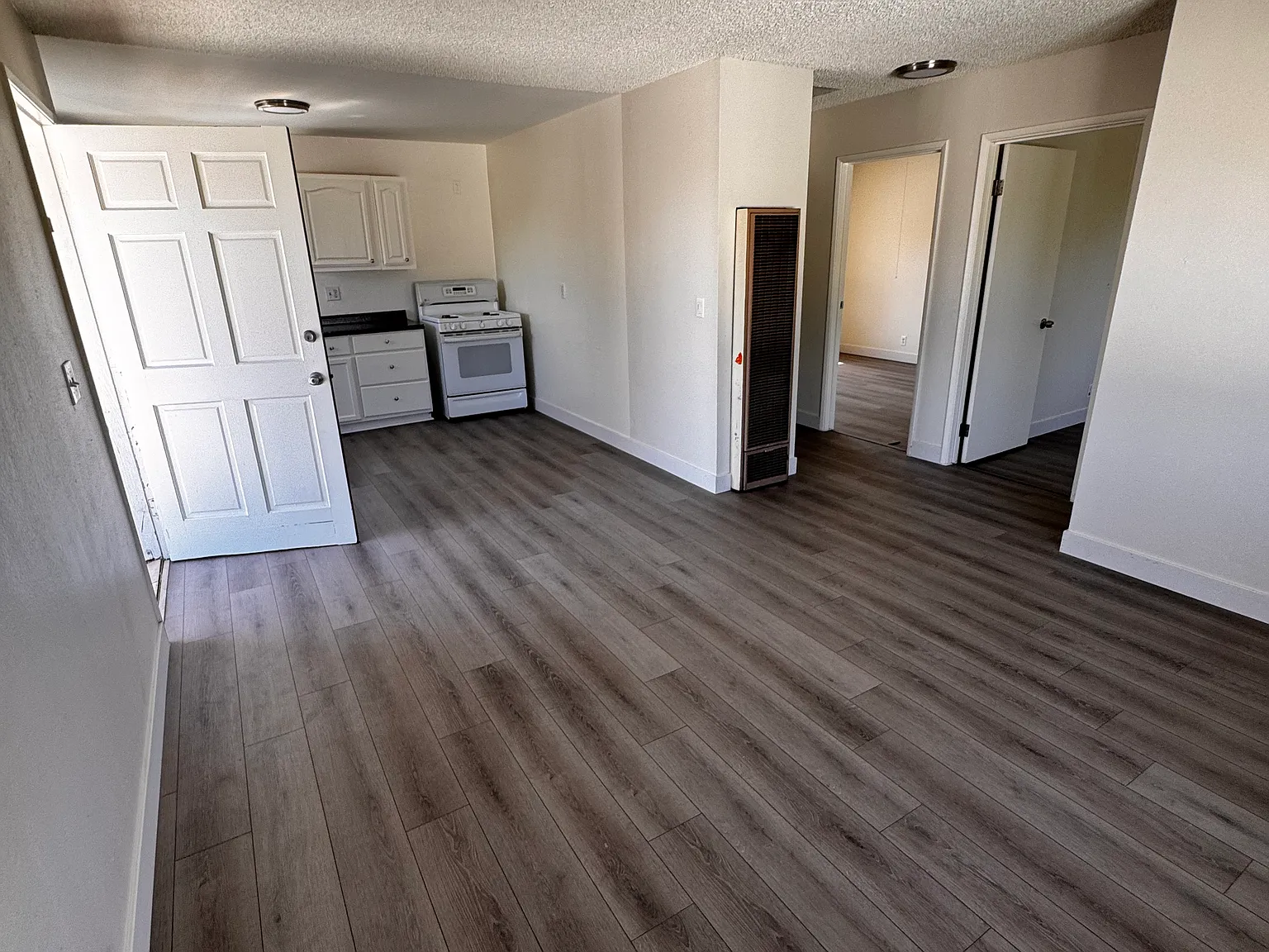 2 bed, 675 sqft, $2,650 — Photo 2
