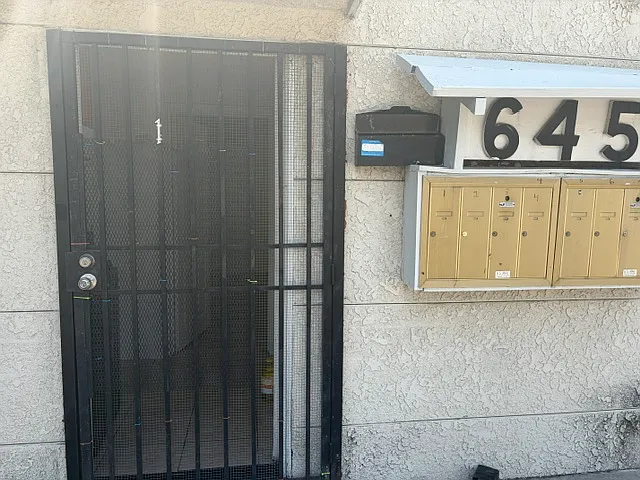 645 N New Hampshire Ave #1 — Photo 12