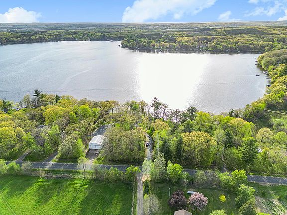 2nd image of 619 Nokomis Dr