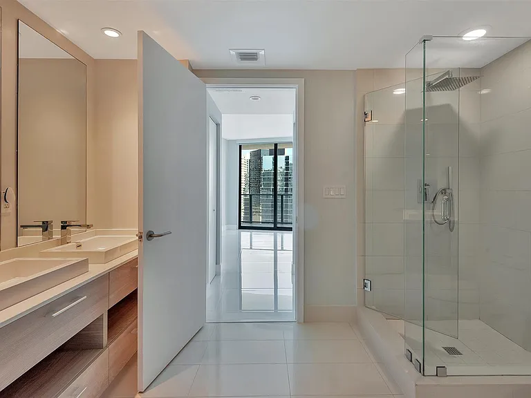 1300 S Miami Ave #2401 — Photo 21