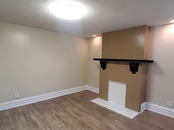 836 North Ave Living Room 2