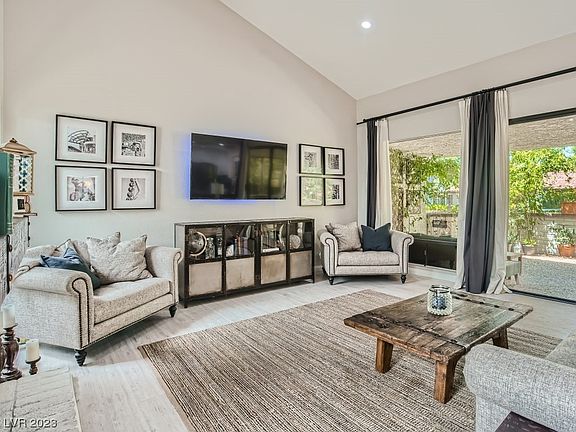 4th image of 2740 San Lago Ct