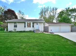 1020 Southdale Dr, Des Moines, IA 50315