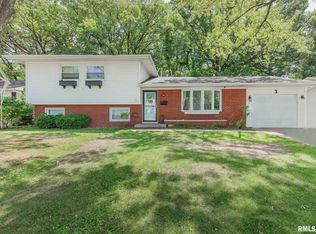 3684 8th Street Ct, East Moline, IL 61244
