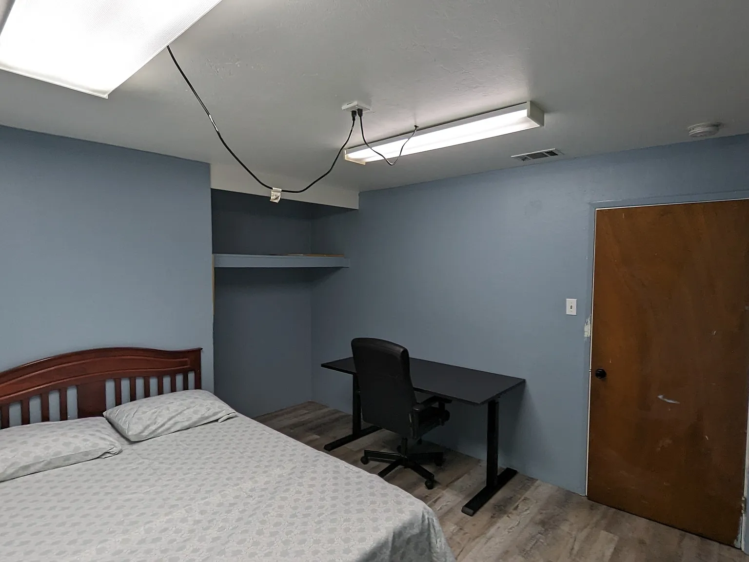 163 Gifford Ave — Photo 4