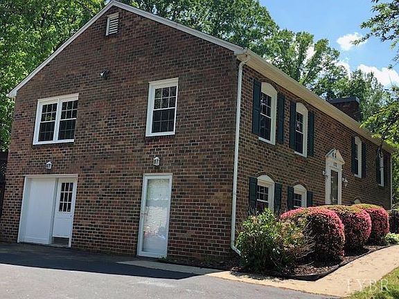 5th image of 103 Dogwood Pl