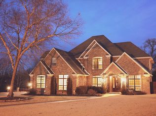 11127 E Stonebriar Dr, Bentonville, AR 72712