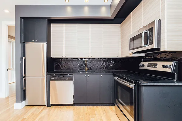 Rented by Nooklyn NYC LLC | media 16