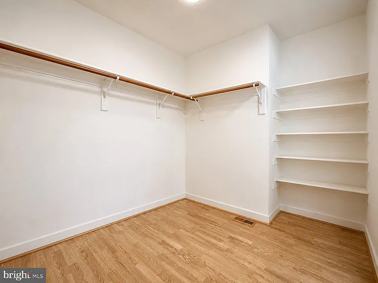 20937 Cox Mills Ct — Photo 16