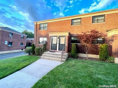 74-59 220 Street #105A2, Queens, NY, 11364