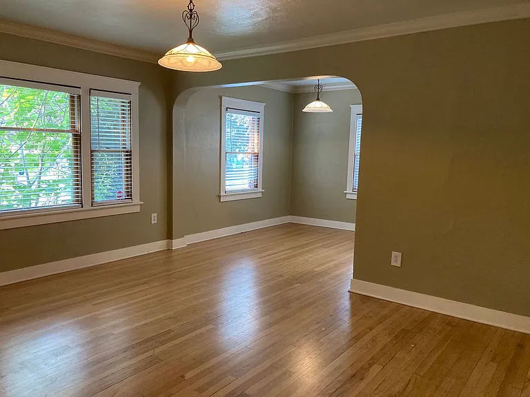 1263 Oak St #2 — Photo 3
