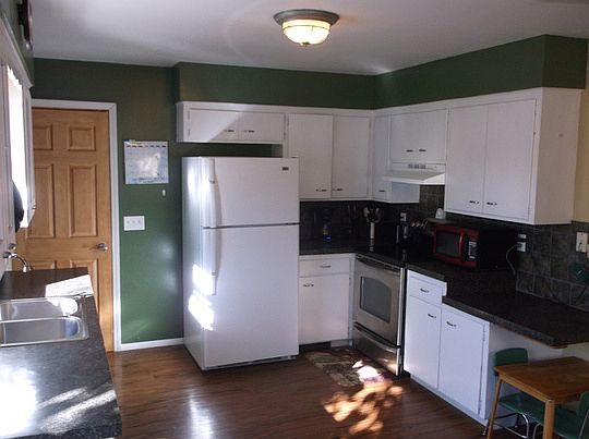 4th image of 1007 Townsend St