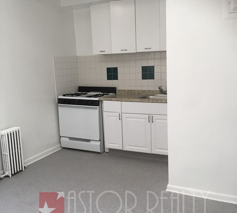 1st image of 4804 Broadway APT 3R