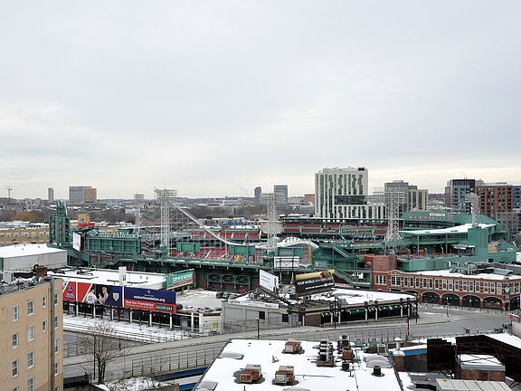 Fenway Park,  Balcony view