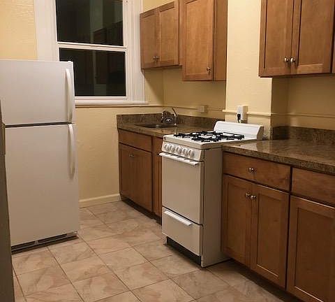Spacious Kitchen