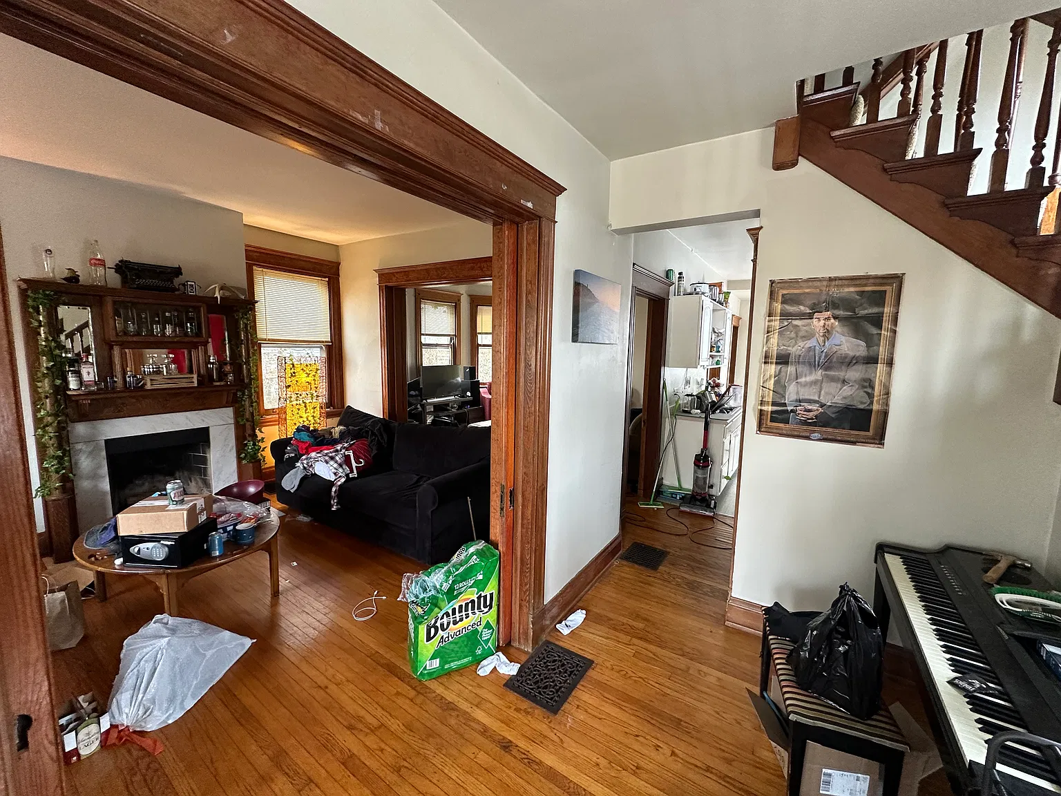 4 bed, 1.5 bath, 2037 sqft, $2,800 — Photo 4