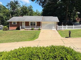 1405 New Castle Rd, Charleston, WV 25314