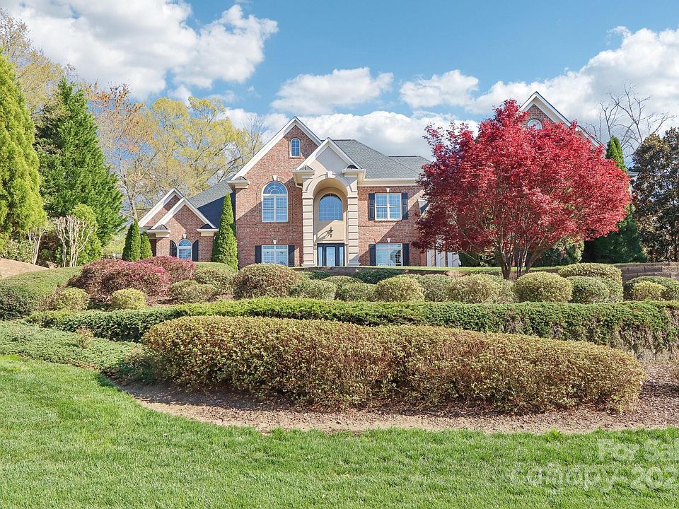 1st image of 1322 Shinnecock Ln