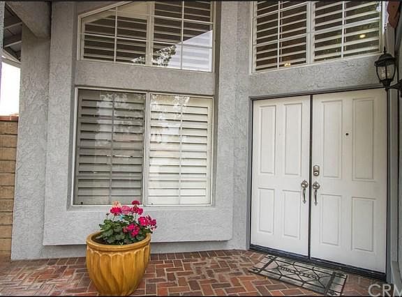 3rd image of 2165 Turnberry Ln