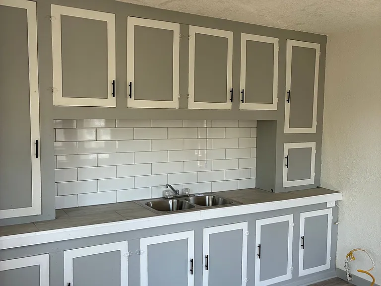 1021 Main St — Photo 5