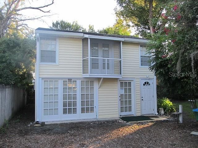 1st image of 222 W Warren Ave
