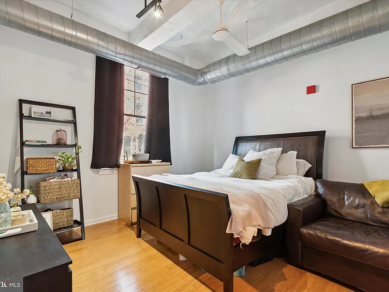 1637 Poplar St #N1 — Photo 14