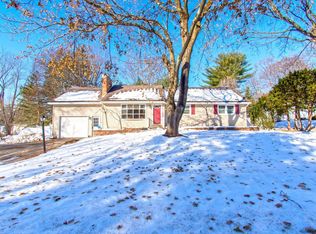 30 Witte Rd, Albany, NY 12203