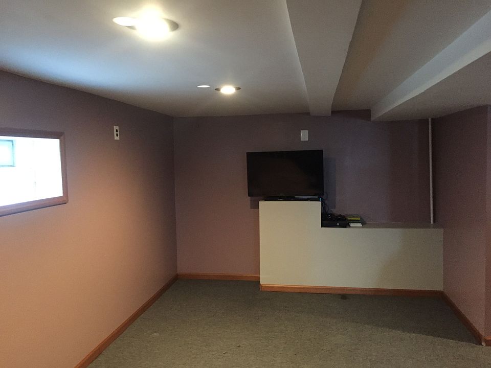 1st image of 102 Linden Ave