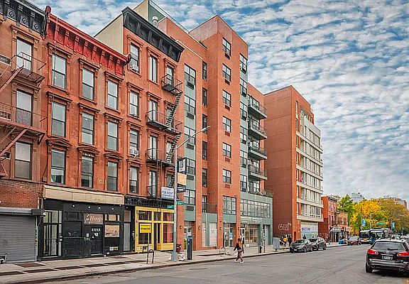 4th image of 1084 Fulton St #3B