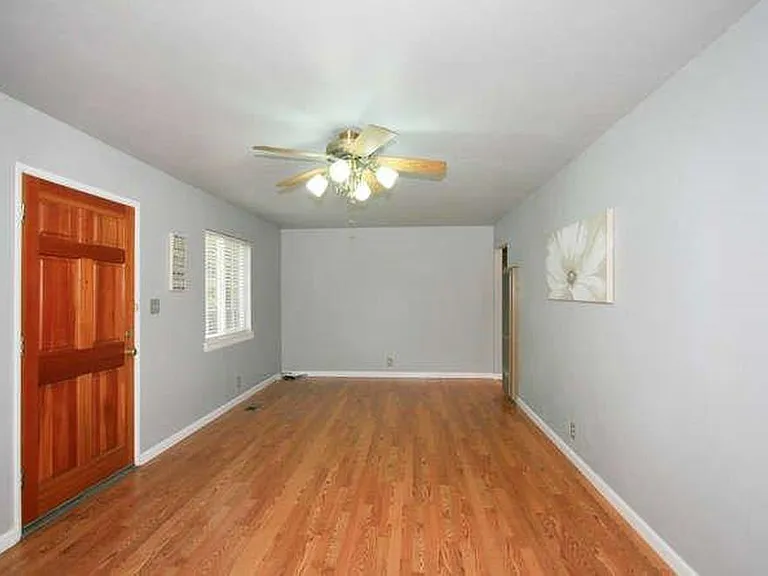 343 F St — Photo 4