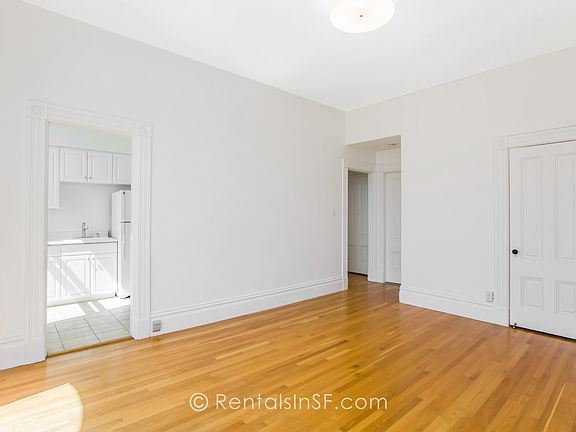 4th image of 540 Hill St #2