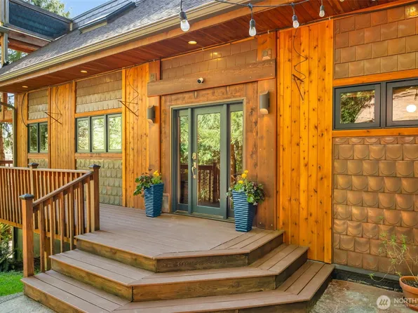 1438 Ann Street NE, Olympia, WA 98506