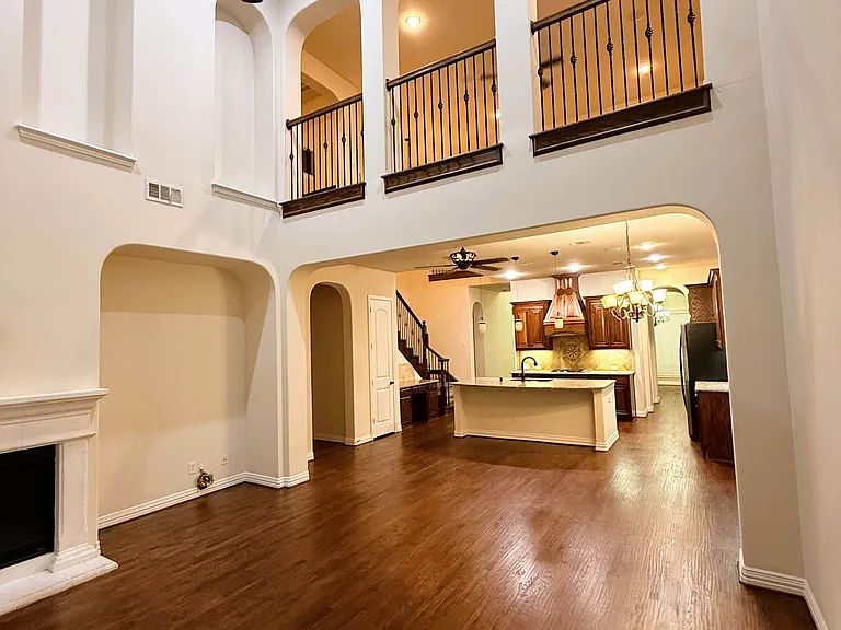 2215 Longview Rd — Photo 9