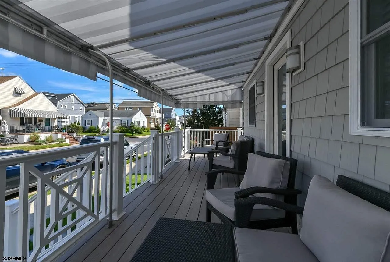 3 bed, 2.0 bath, $2,000 — Photo 4
