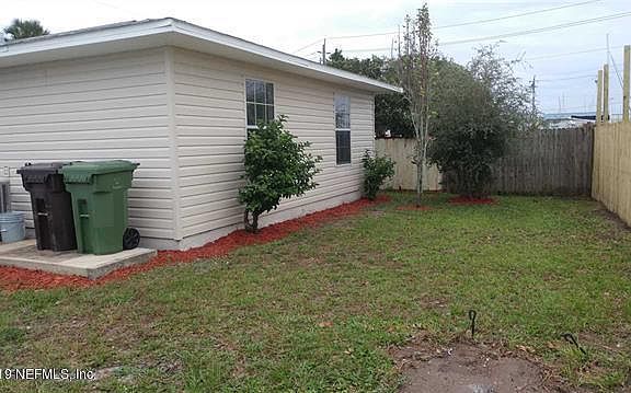 3rd image of 176 Twine St