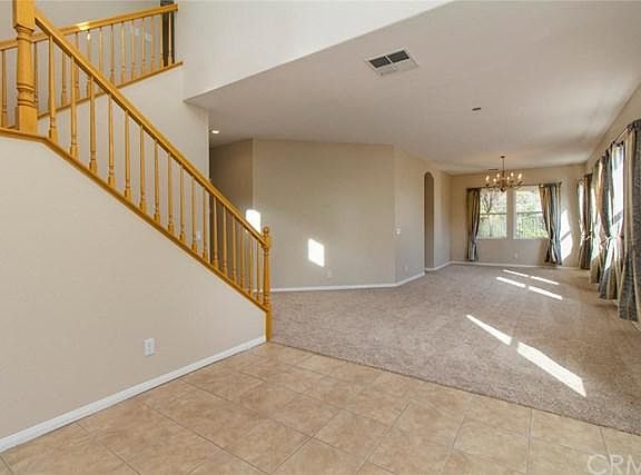 5th image of 31525 Sunningdale Dr