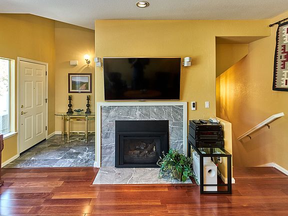 5th image of 403 Camille Cir Unit 12
