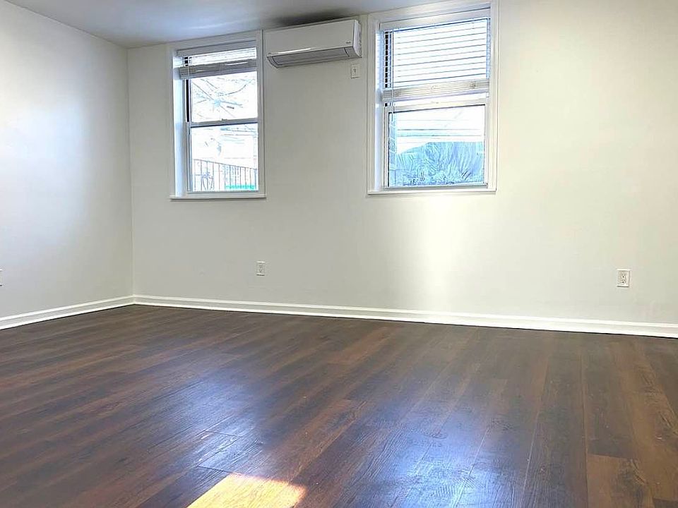 1st image of 2702 Astoria Blvd APT 1