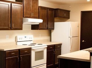 1444 E Cleveland Ave APT 107B, Monett, MO 65708