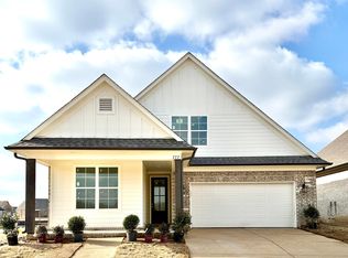 848 Quitman Ct W, Nesbit, MS 38651