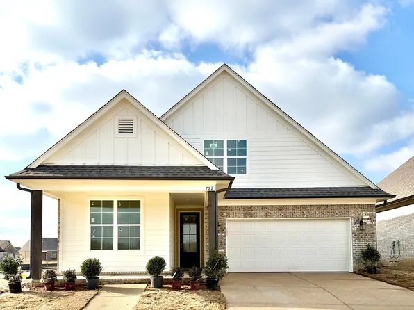 848 W Quitman Ct, Nesbit, MS 38651